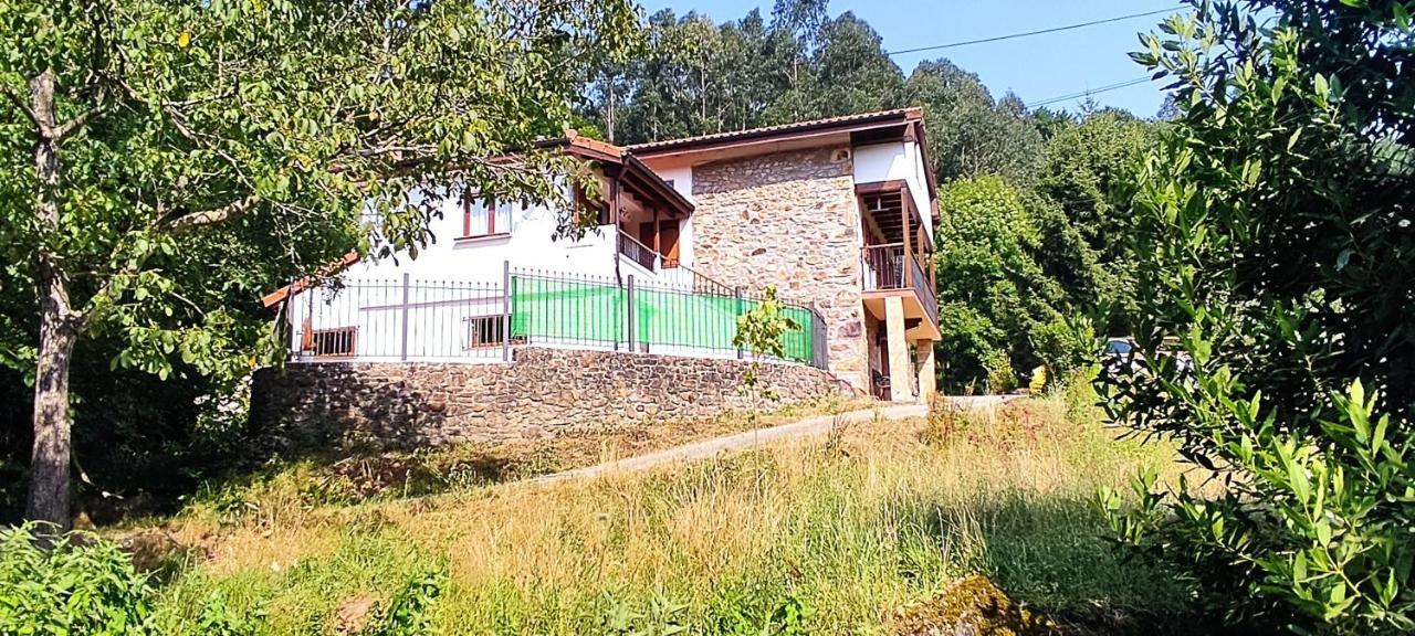 Villamerceditas Rasines Екстериор снимка